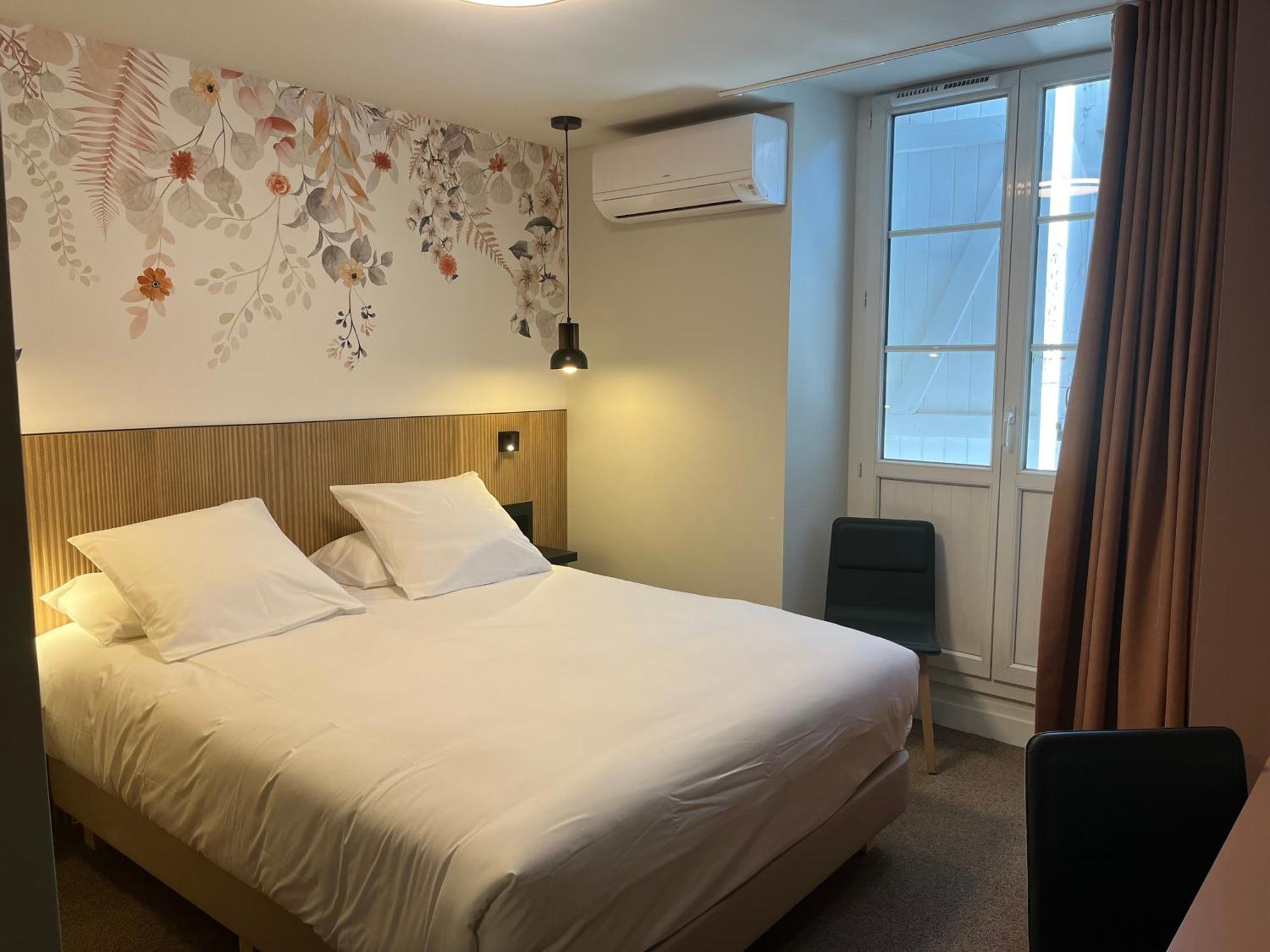 Hotel Les Tilleuls Hasparren Ngoại thất bức ảnh